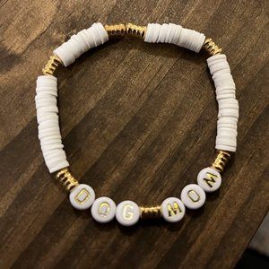 NEW 1 Bracelet DOG MOM White with Brassy Gold Spacers Bracelet Great Gift
